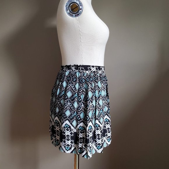 Angie Geometric Printed Summer Mini Skirt Medium - Picture 6 of 12